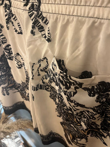 Gcc " Logo " Printed Shorts styled in White/Black for Spring&Summer 2023