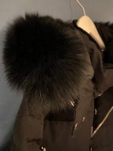 Moose Knockles "Constrat " Coat Styled in Black Fall/Winter 2024 [ Only BLACK FUR ]