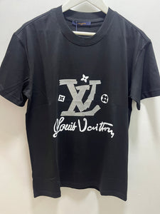 LV " Graphic Logo Printed "T-Shirt styled in Black for Spring&Summer 2025